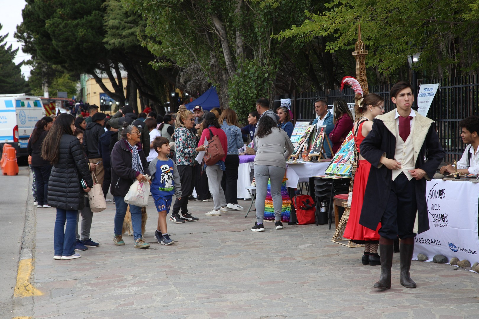 Comenzó la Peatonal Cultural con gran marco de público