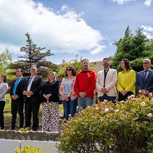 CELEBRANDO EL CUMPLEAÑOS DE TODOS LOS CALAFATEÑOS