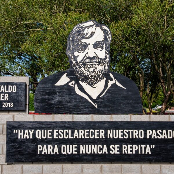 UN HOMENAJE QUE NOS INVITA A RECORDAR Y REFLEXIONAR