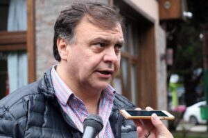 Lee más sobre el artículo El Municipio acordó un aumento salarial del 20% para trabajadores municipales