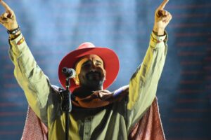 Lee más sobre el artículo El Calafate celebra el Día de la Madre con Abel Pintos