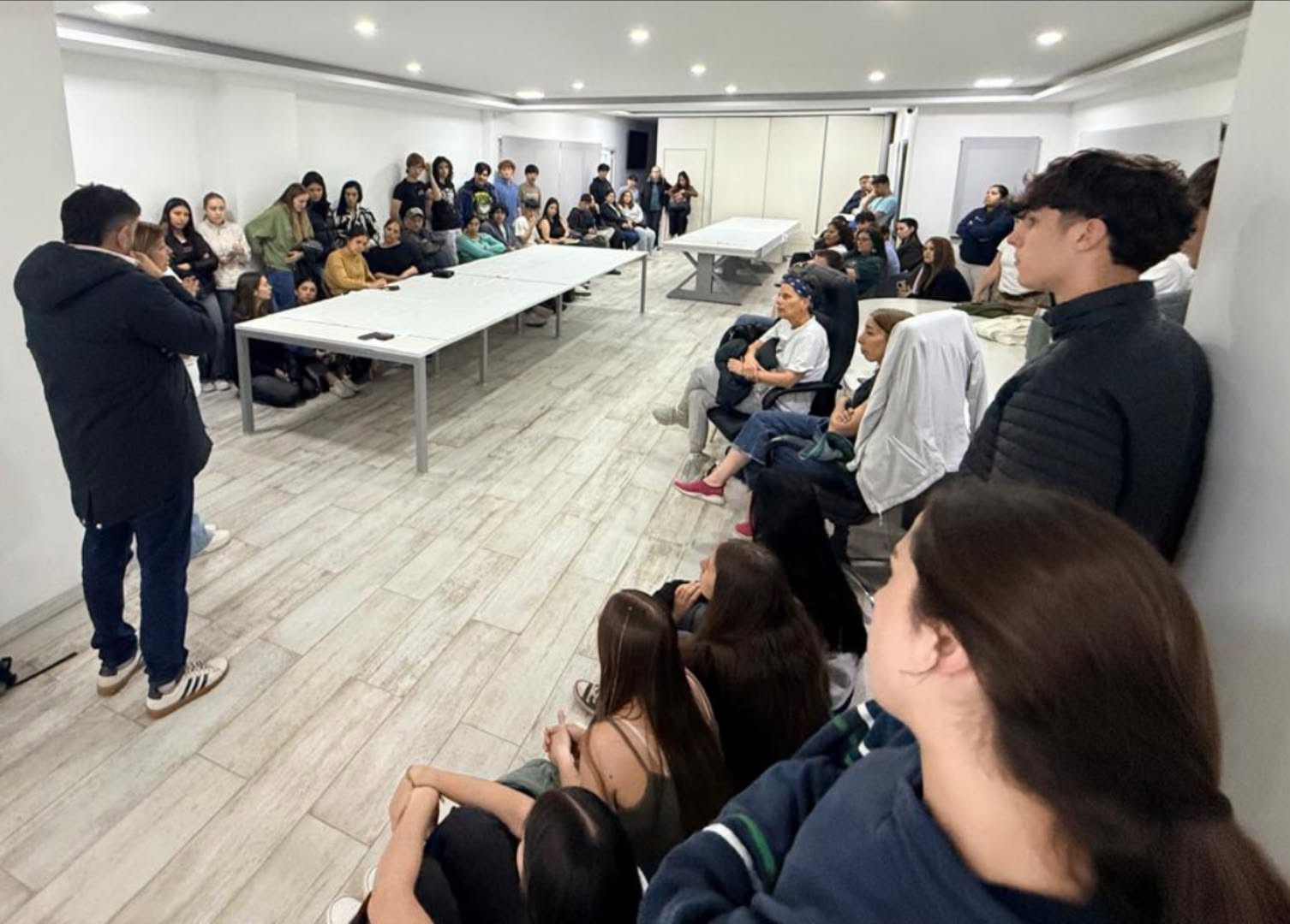 LOS GANADORES DEL UPV 2025 SE PREPARAN PARA SU VIAJE A BARILOCHE