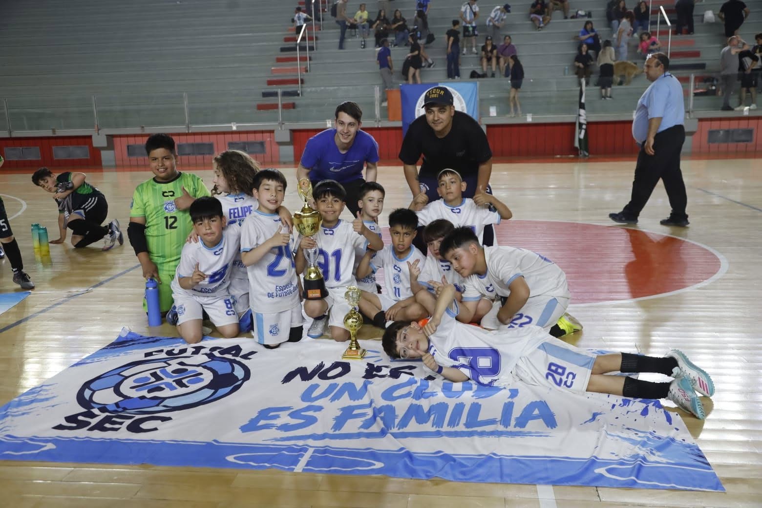 SEC DE RIO GALLEGOS SE CONSAGRÓ CAMPEÓN DEL TORNEO PROVINCIAL DE FUTBOL INFANTIL GURI LARA